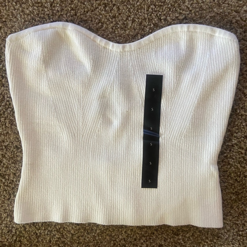 BRAND NEW tube strapless top